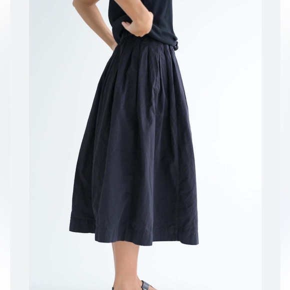 NWOT button up midi skirt - Picture 3 of 6